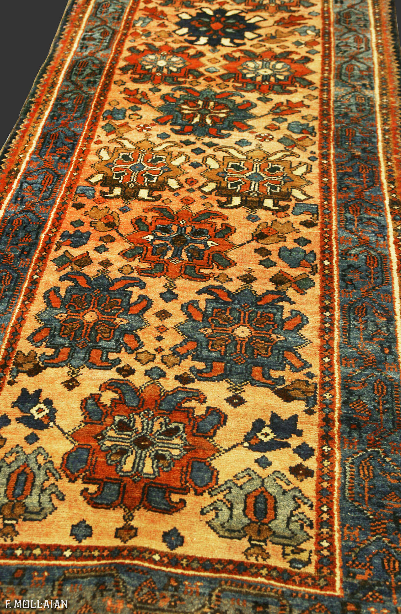 Antique Persian Lilian Rug n°:23721184